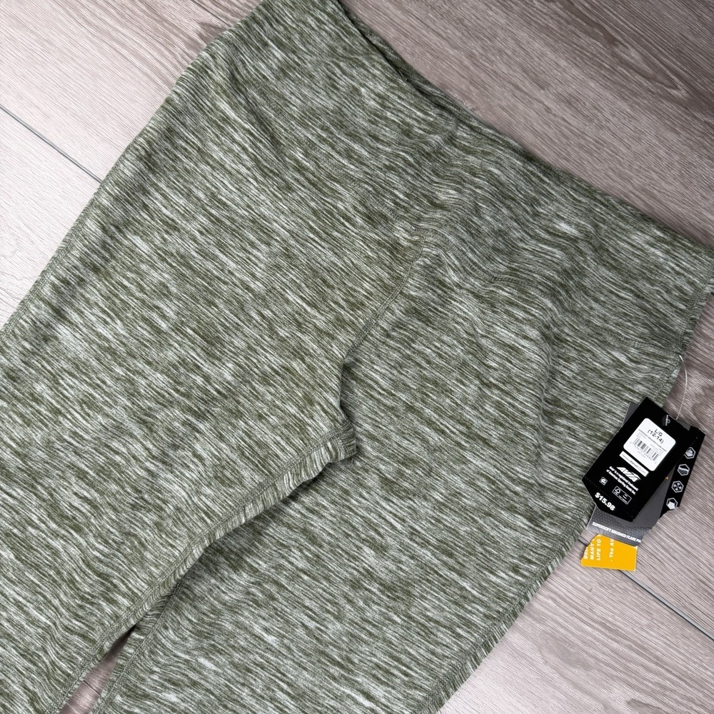 Avia‎ Women's Pull On Athletic Super Soft Brushed Flare Pants Green Large New